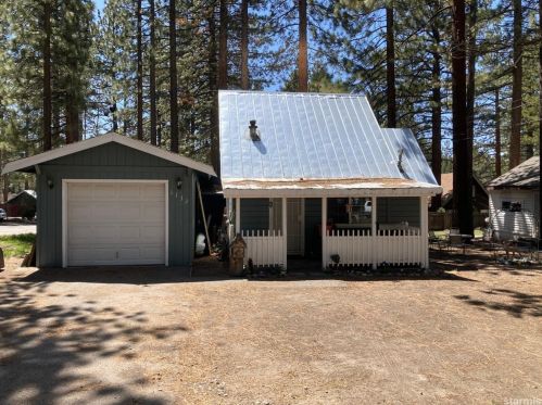 1126 Bowers Ave, South Lake Tahoe, CA 96150-8474