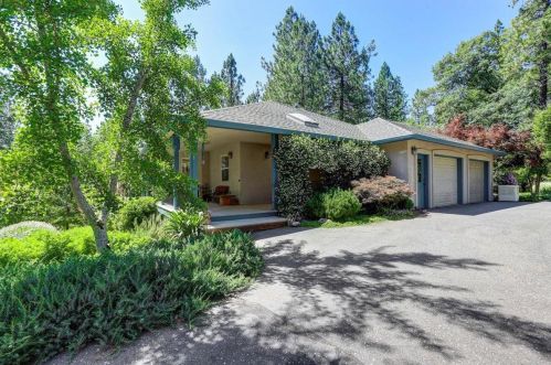 1737 Deerhaven Ln, Cape Horn, CA 95713-9115
