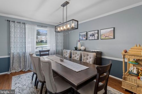 770 Dawes Dr, Yardley PA 19067-4335 exterior