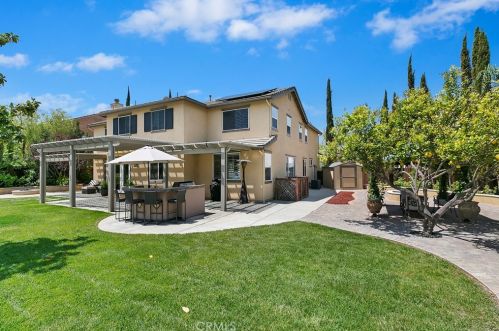 32862 Pine Cir, Temecula CA  92592-1369 exterior