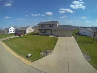1417 Bea Ann Dr, Dodgeville, WI 53533-8964