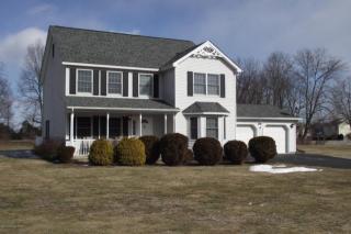1003 Staghorn Ln, Stroudsburg, PA 18360-8584