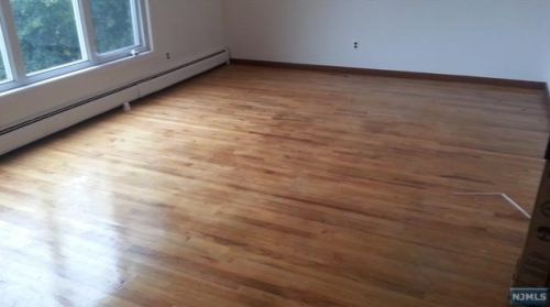 122 Bergen Tpke, Ridgefield Park, NJ 07660-2323
