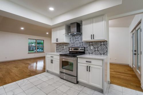 1902 Linda Ln, Richardson TX  75081-2615 exterior