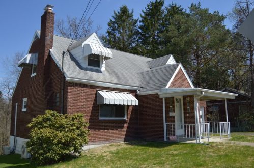1351 Strawn Ave, New Kensington, PA 15068-5735