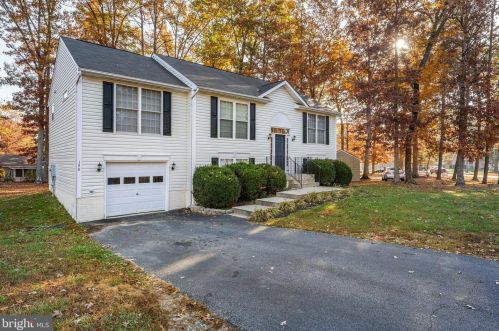 190 Land Or Dr, Ruther Glen, VA 22546-1066