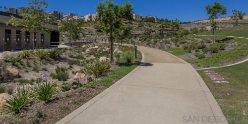7870 Civita Blvd, San Diego CA 92108-5123 exterior