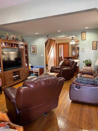 95-14 Linden Blvd, Jamaica, NY 11417-1023
