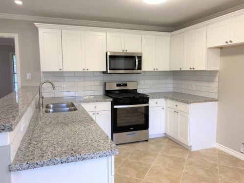 909 Peggy St, Deer Park TX  77536-3323 exterior