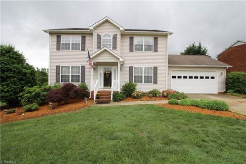 1465 Steve St, Kernersville, NC 27284-2179