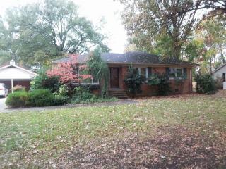 2133 Starlight Dr, Dyersburg, TN 38024-1915