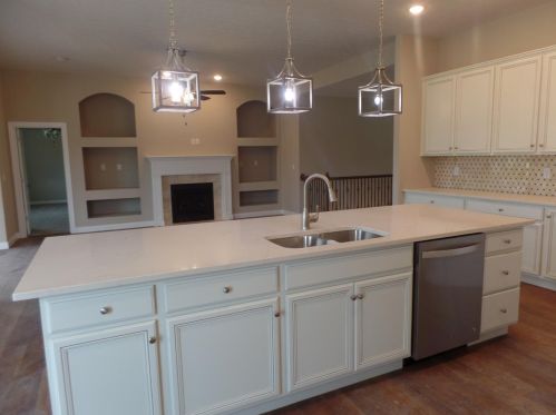 1323 Pekin Rd, Liberty Township OH  exterior