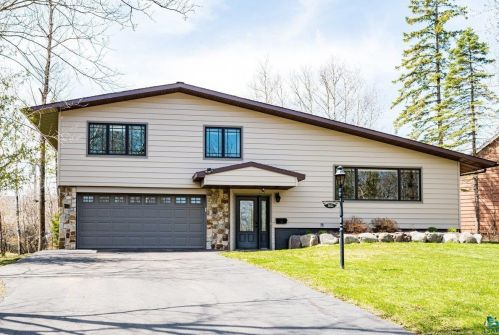 3821 3rd St, Duluth, MN 55804-1829