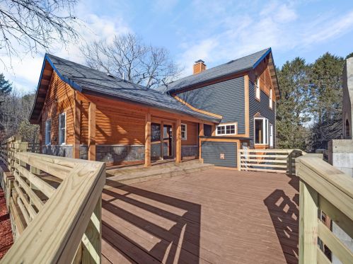2423 County Road O, Two Rivers WI  54241-9016 exterior