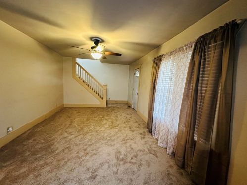 1149 Roosevelt St, New Castle, PA 16101-3042