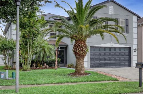 1242 Blackwater Pond Dr, Orlando, FL 32828-5208
