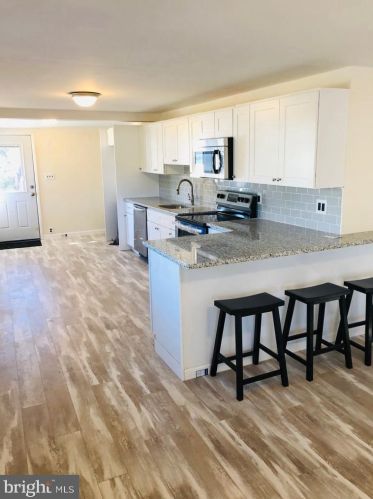 402 Division St, Riverton NJ  08077-2146 exterior