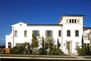 565 Kroeger St, Anaheim, CA 92805-4728