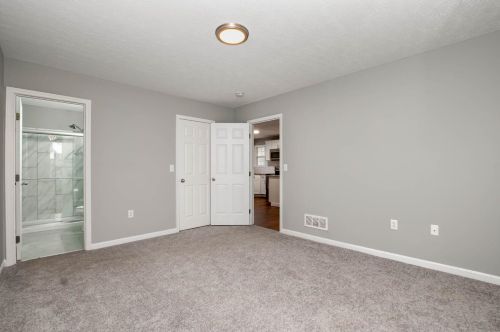 5 Sutton Way, Amelia OH  45102-2365 exterior