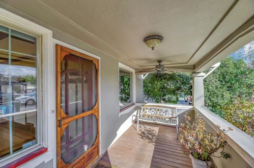 413 6th St, Gilroy, CA 95020-6231