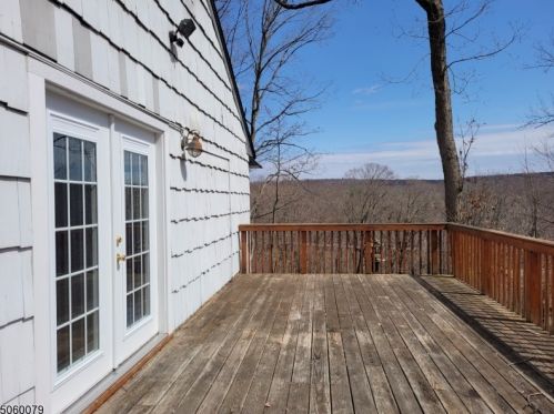 78 Seneca Lake Rd, Sparta NJ  07871-2828 exterior