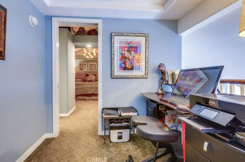 24 Bolivar St, Newport Beach CA  92663-4420 exterior