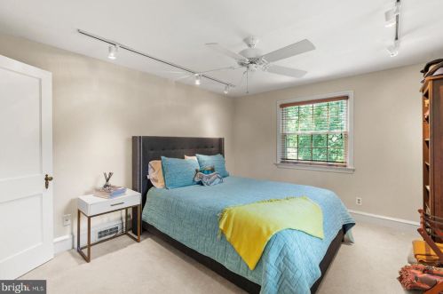 217 White Horse Pike, Camden NJ  08106-1307 exterior