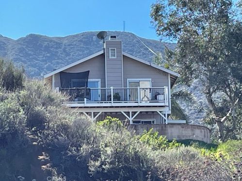 33450 Mitchell Dr, Lake Elsinore CA  92530-5888 exterior