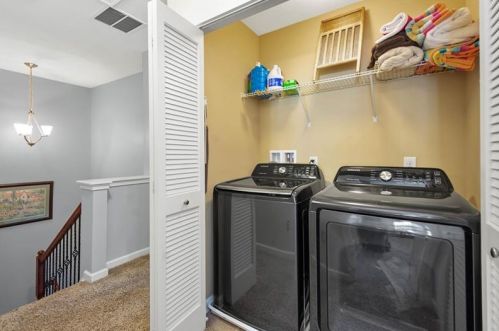 403 Maple Ridge Dr, Canonsburg PA  15317-7306 exterior