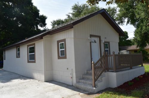 1123 Hawthorne Ave, Apopka FL  32703-6399 exterior