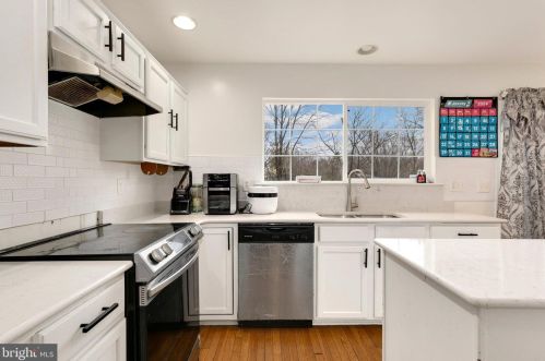 16402 Euro Ct, Bowie MD  20716-3903 exterior