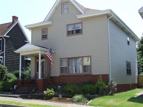 617 Spring St, Latrobe, PA 15650-2021