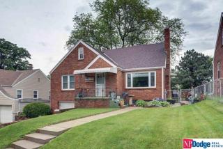 3272 Vinton St, Omaha, NE 68105-4033