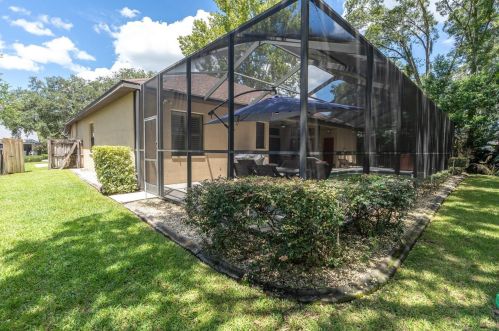 1224 Windsor Way, Lutz FL  33559-7320 exterior