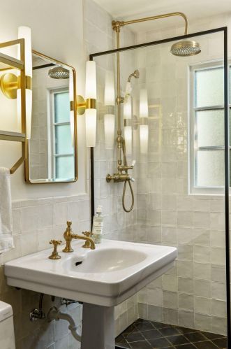 3801 Ewing Ave, Minneapolis MN  55410-1051 exterior