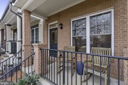 567 Regent Pl, Washington, DC 20017-2000