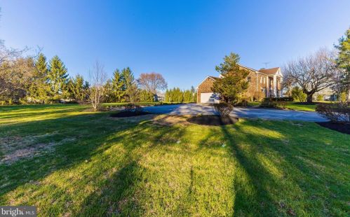 520 Lakeview Dr, Auburn NJ  08085-1248 exterior