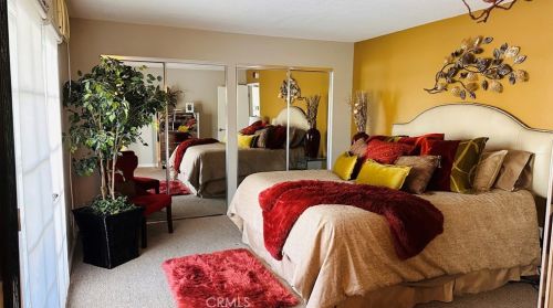1050 Louise Dr, Palm Springs CA  92262-3241 exterior