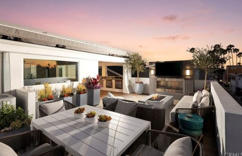 415 38th St, Newport Beach, CA 92663-3218