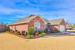 3700 Crail Dr, Norman, OK 73072-2254