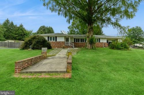 309 Green St, Bear, DE 19701-1220