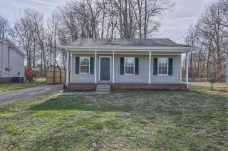 748 Spees Dr, Clarksville, TN 37042-7163