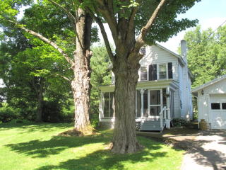 36 Pancake Hollow Rd, Highland, NY 12528-2315