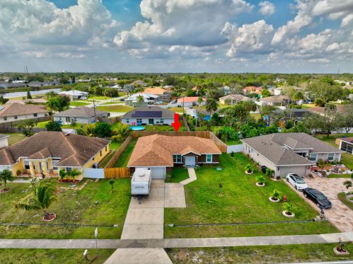 2356 Savona Blvd, Fort Pierce FL  34953-2215 exterior