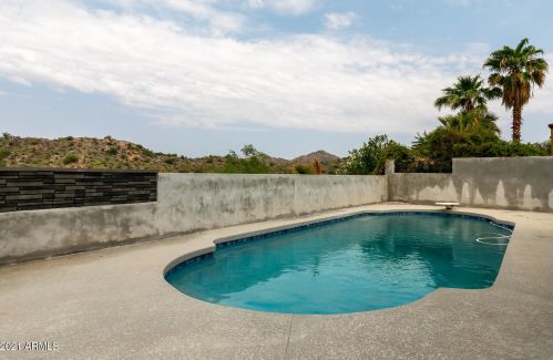 7614 20th St, Phoenix AZ  85020-4703 exterior