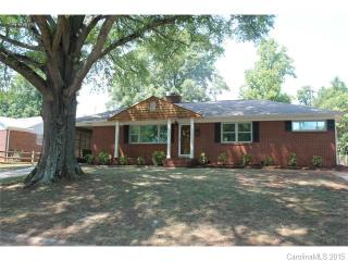 721 Seneca Pl, Charlotte, NC 28210-2813