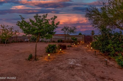 9879 Golden Cactus Trl, Tucson, AZ 85756-8048