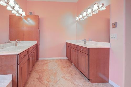 519 Laurel Rd, Nokomis FL  34275-5243 exterior