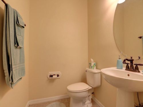 672 Carriage Lk Way, Vero Beach FL 32968-9480 exterior