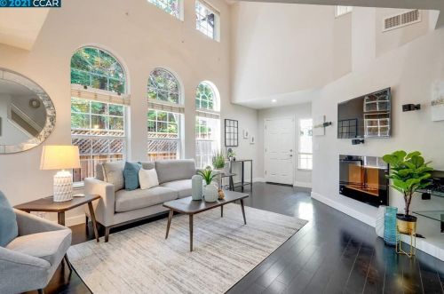 104 Treasure Ct, San Ramon CA  94583-1237 exterior